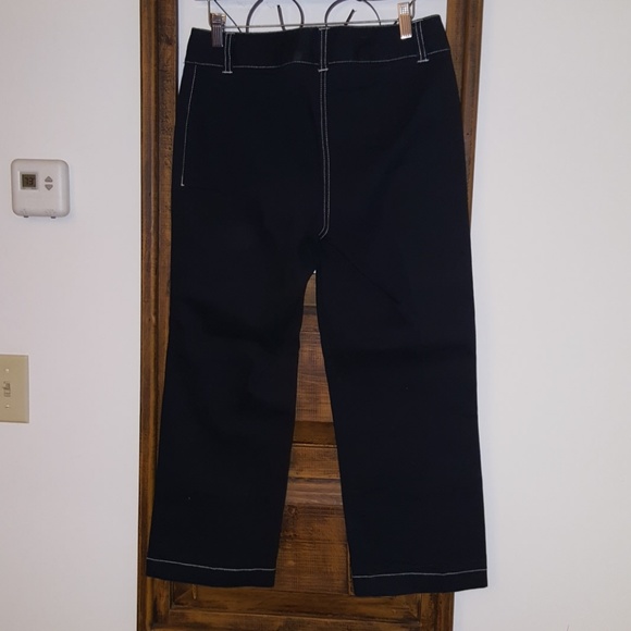 Awesome Capris - Picture 5 of 7